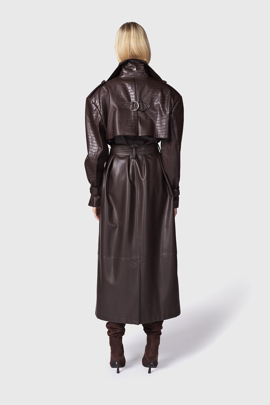 Gizem-trench-marrone-in-effetto-pelle-con-croco-Twentyfourhaitch_1_2.jpg