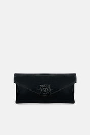 POCHETTE LARKEN NERA IN VERNICE