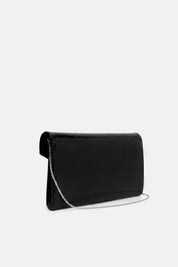 POCHETTE LARKEN NERA IN VERNICE