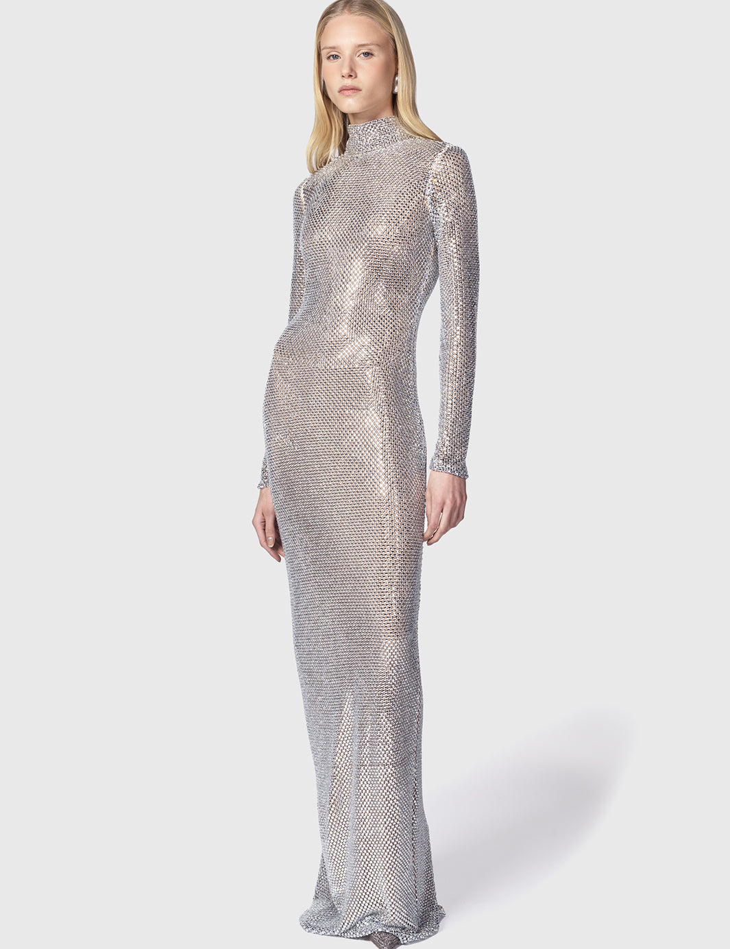 Loura-abito-lungo-argento-in-tulle-con-strass-Twentyfourhaitch_1_2.jpg