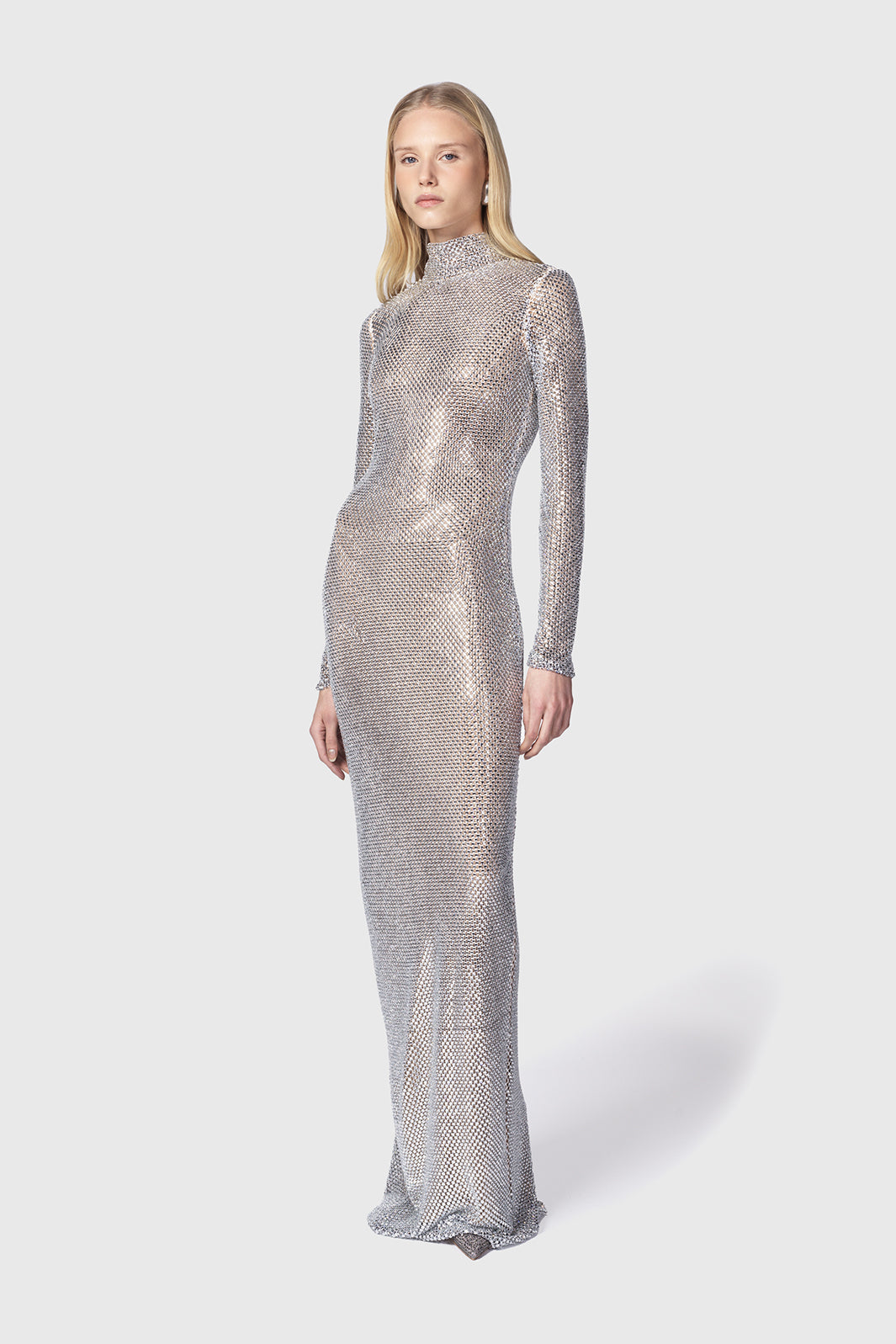 Loura-abito-lungo-argento-in-tulle-con-strass-Twentyfourhaitch_1_2.jpg