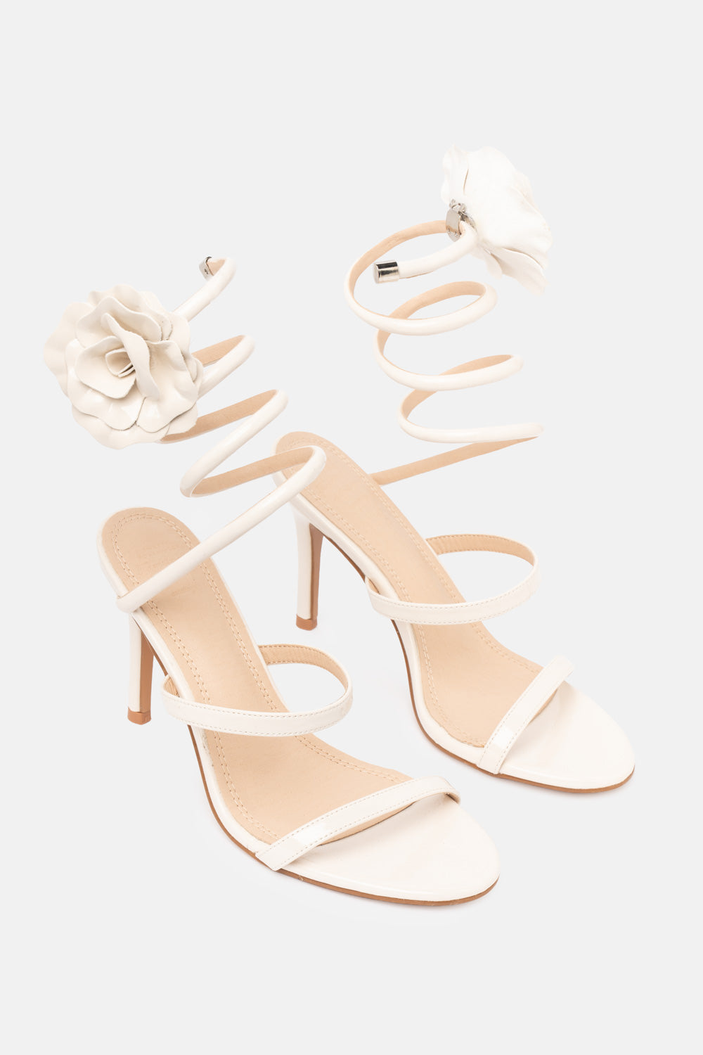 Poniente-crema-sandali-spirale-con-tacco-alto-fiore-spilla-Twentyfourhaitch__5.jpg
