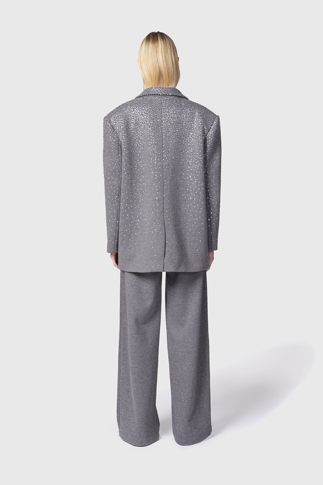 Quira-giacca-over-oversize-grigio-in-flanella-con-strass-Twentyfourhaitch_1_2.jpg