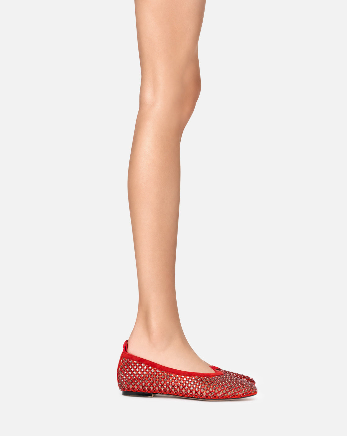 Zyrel – red ballet flats | TWENTYFOURHAITCH – worn by model