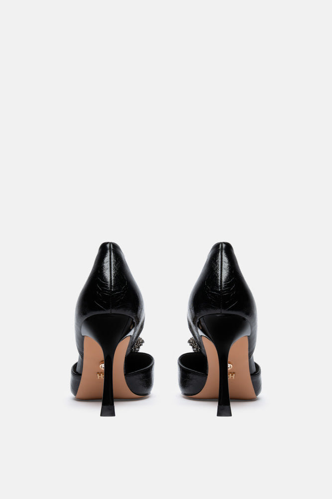 Amirae – black pumps | TWENTYFOURHAITCH – back view