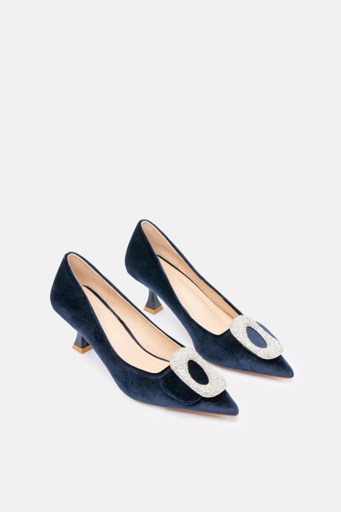 Astrae – blue pumps | TWENTYFOURHAITCH – three-quarter view