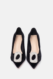 Astrae – black pumps | TWENTYFOURHAITCH – front view