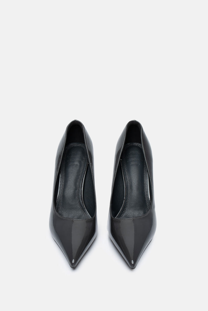 Cylor – grey pumps | TWENTYFOURHAITCH – front view