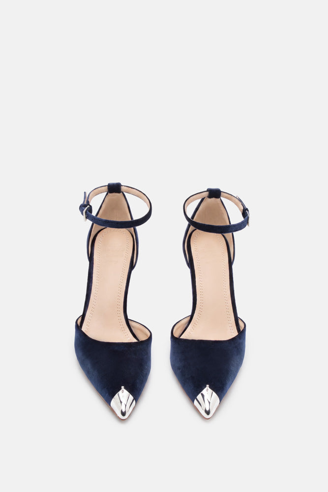 Daevi – blue pumps | TWENTYFOURHAITCH – front view