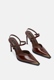 Jureth – brown pumps | TWENTYFOURHAITCH – three-quarter view