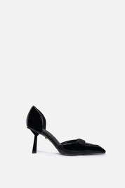 Lysor – black patent pumps | TWENTYFOURHAITCH – side view