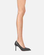 Mivora – grey pumps | TWENTYFOURHAITCH – worn by model