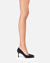 Teylor – black pumps | TWENTYFOURHAITCH – worn by model