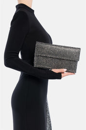 Carena – pochette strass nera e grigia | TWENTYFOURHAITCH – indossata dalla modella