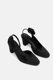 Esea – slingback nero | TWENTYFOURHAITCH – vista tre quarti