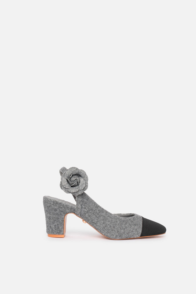 Kriva – slingback grigio nero | TWENTYFOURHAITCH – vista laterale