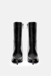 Neyra – black ankle boots | TWENTYFOURHAITCH – back view