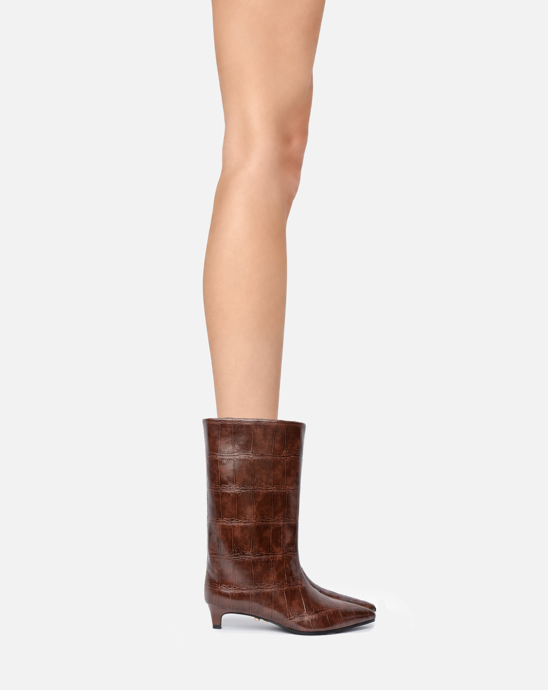Olenor – brown ankle boots | TWENTYFOURHAITCH – worn by model