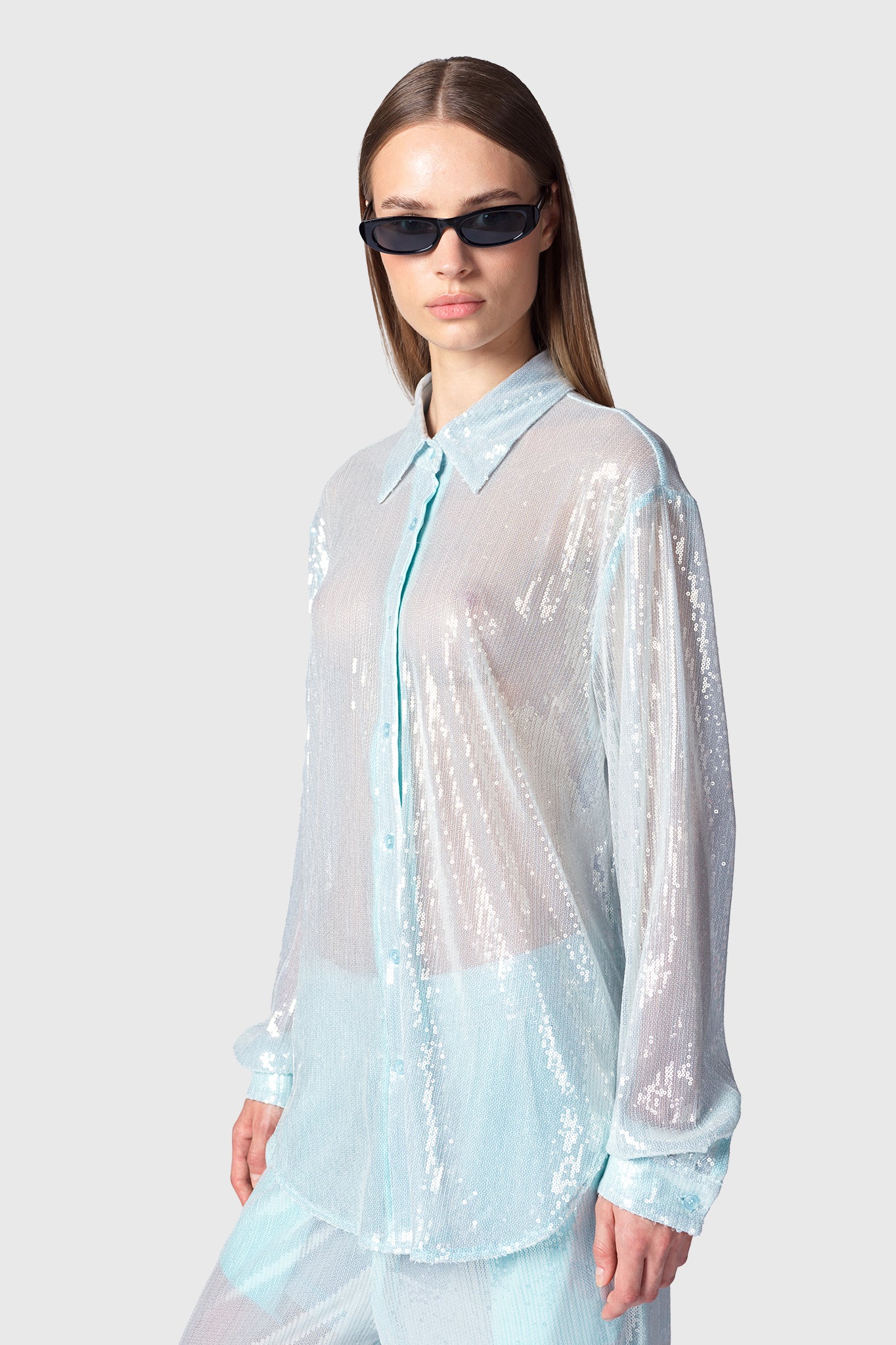 yuan-camicia-over-polvere-paillettes-yuan-pantalone-polvere-paillettes-velato-twentyfourhaitch_1_3.jpg